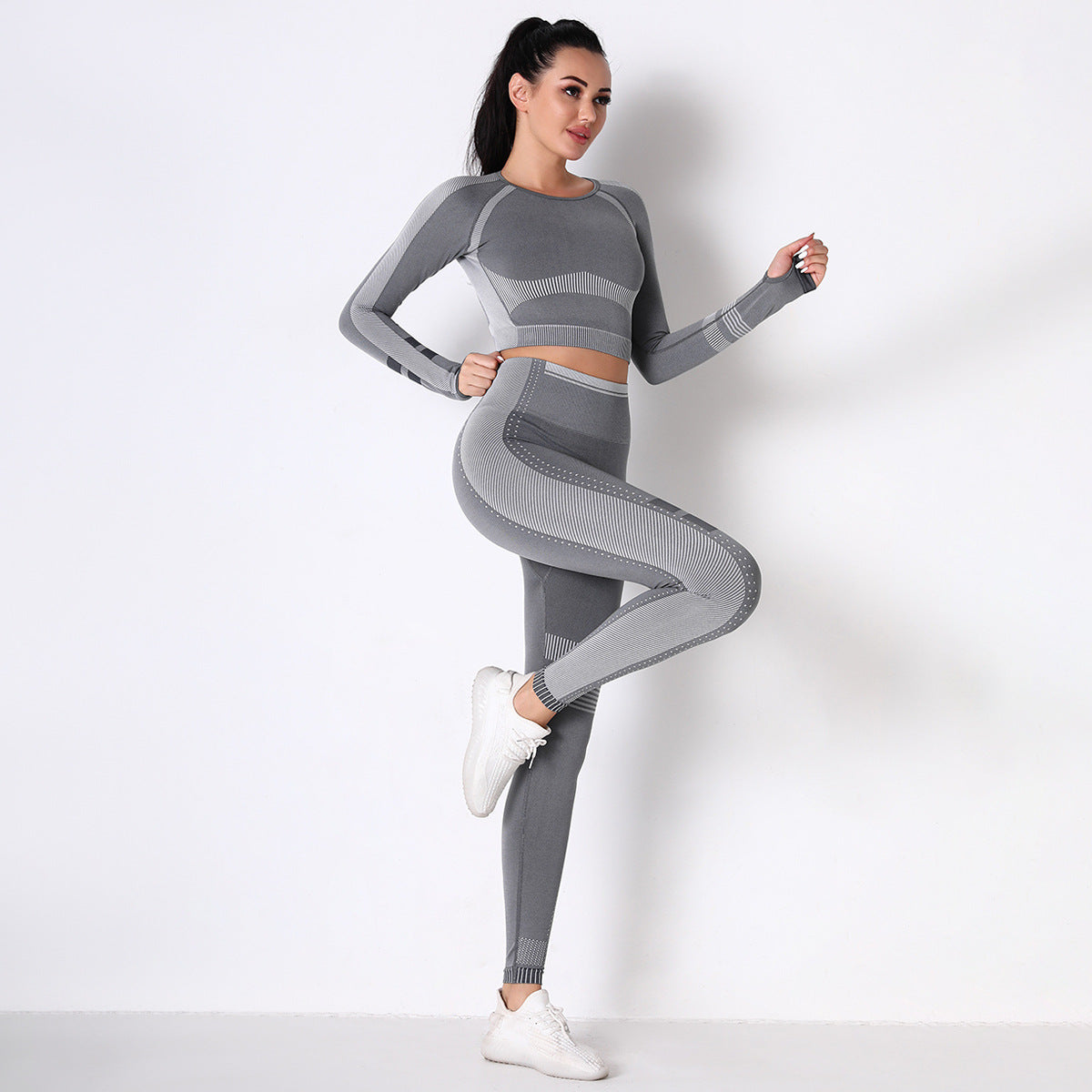 Breathable Knitted Seamless Yoga Wear - My Store